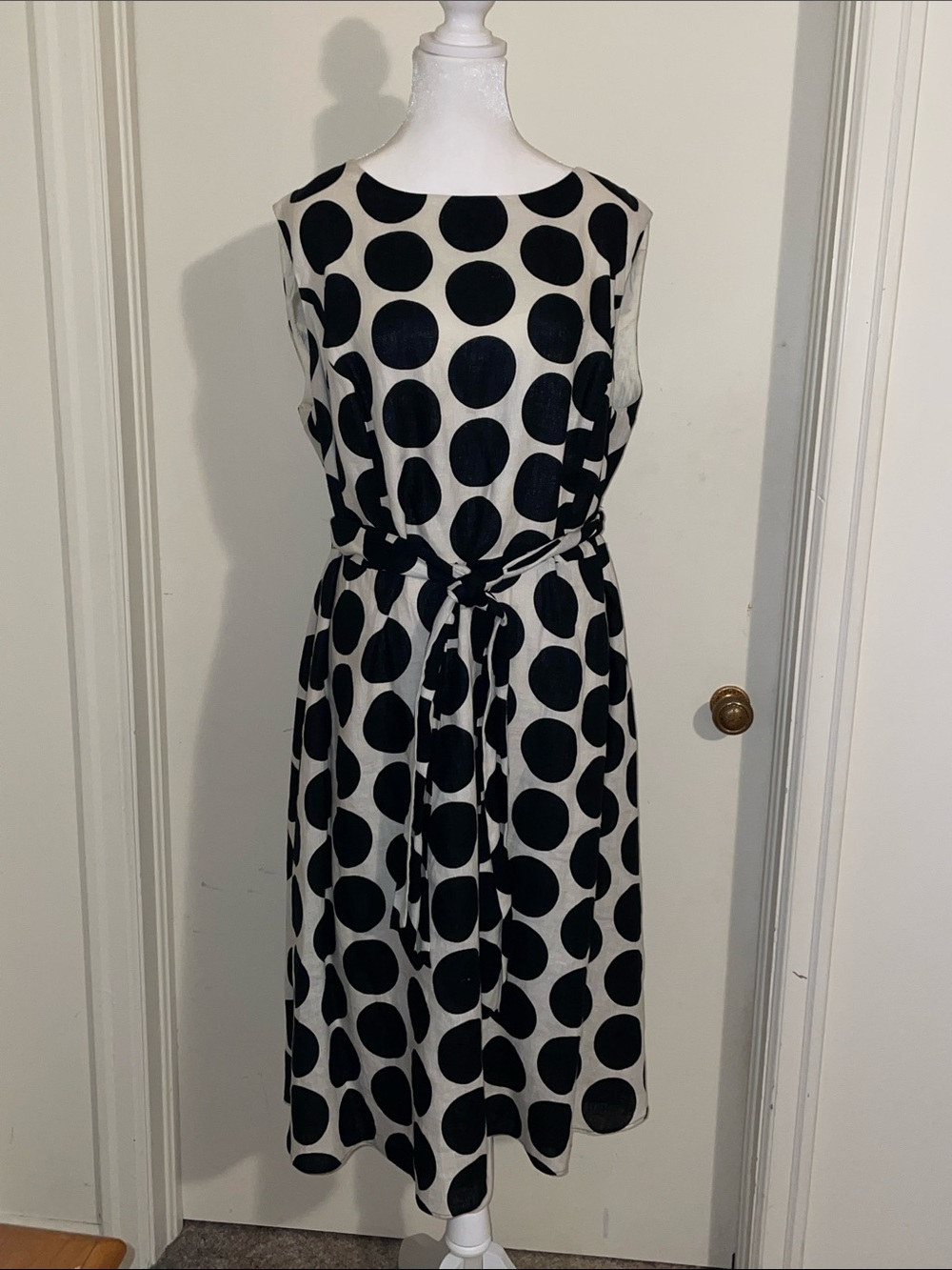 Talbots Linen Sleeveless Cream /Black Polka Dot Dress with Waist Tie fully lined